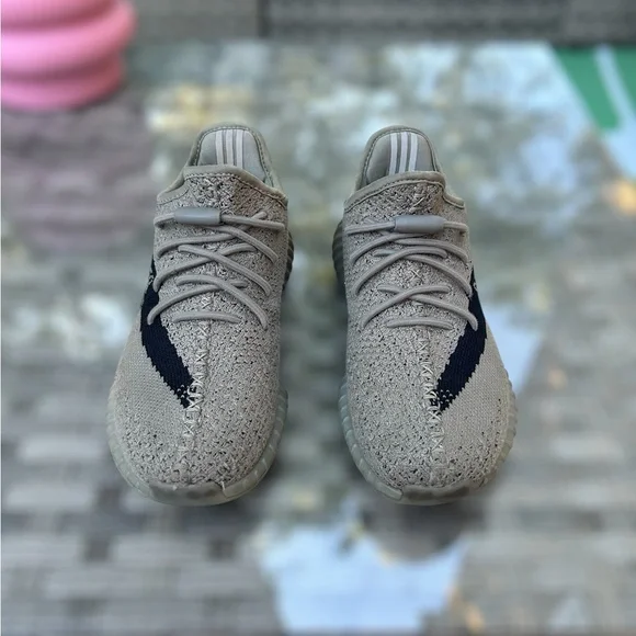 YEEZY Boost 350 V2 “Slate” Adidas – Size 3Y Youth (Authenticated) - Picture 2 of 8